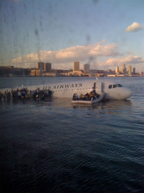 airplane_crach_hudson_river